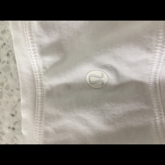 Lululemon NWOT tank 6 - Picture 2 of 2